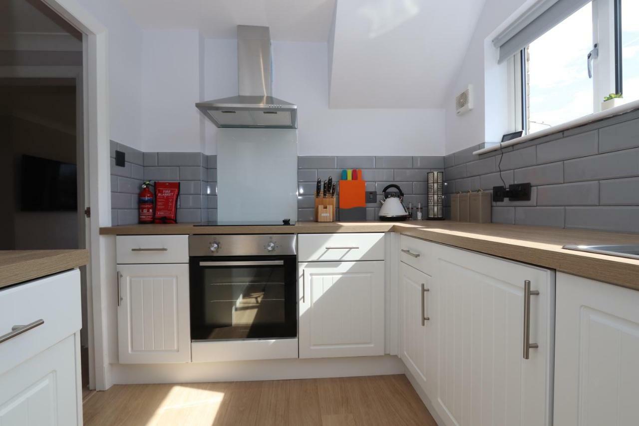 Dunfermline - Luxury 3 Bedroom 2 Bathroom Detached House With Garden Exterior photo