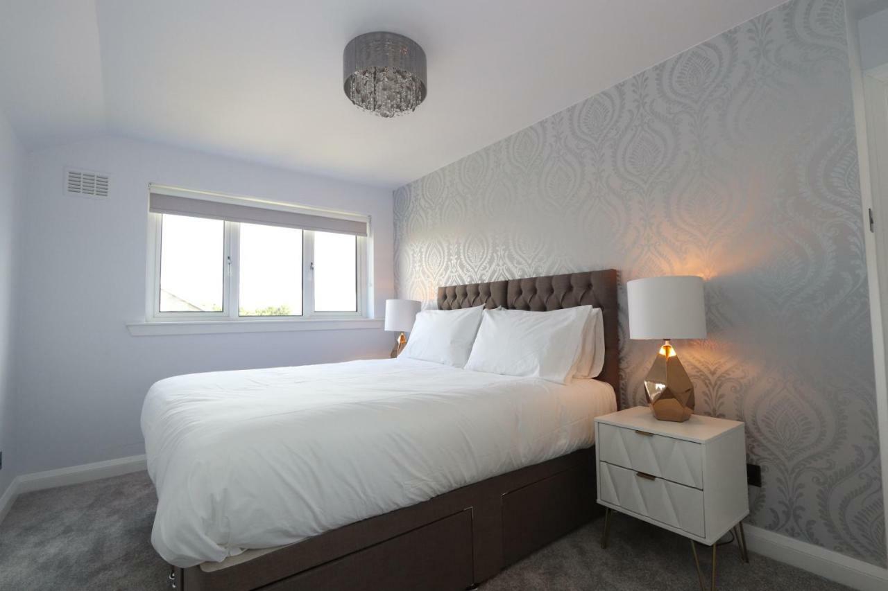 Dunfermline - Luxury 3 Bedroom 2 Bathroom Detached House With Garden Exterior photo
